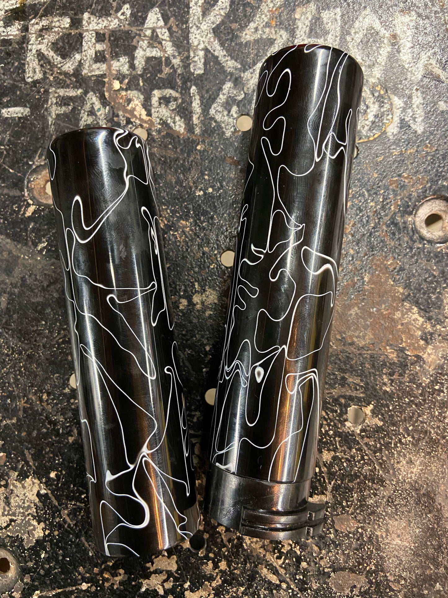 Grips in “80’s Bathroom Wallpaper “